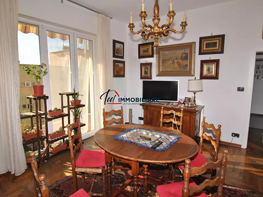 Immagine 27 di Pentalocale in vendita  in Viale Fabbricotti 3 a Livorno