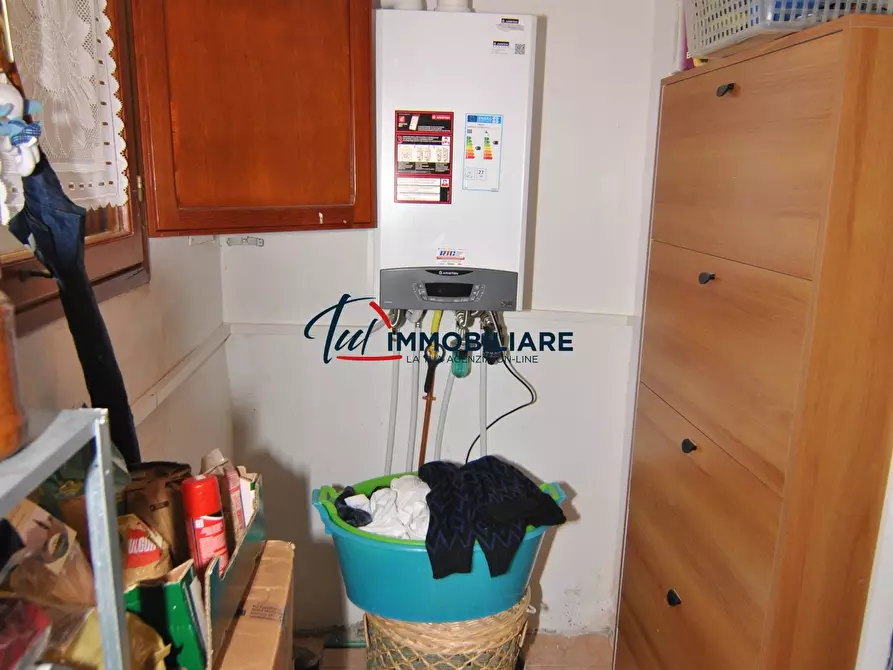 Immagine 51 di Villa in vendita  in Via Kaiser Parodi 15 a Livorno