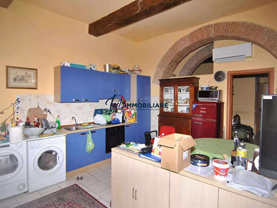 Immagine 2 di Monolocale in vendita  in Piazza Venti Settembre 17 a Livorno