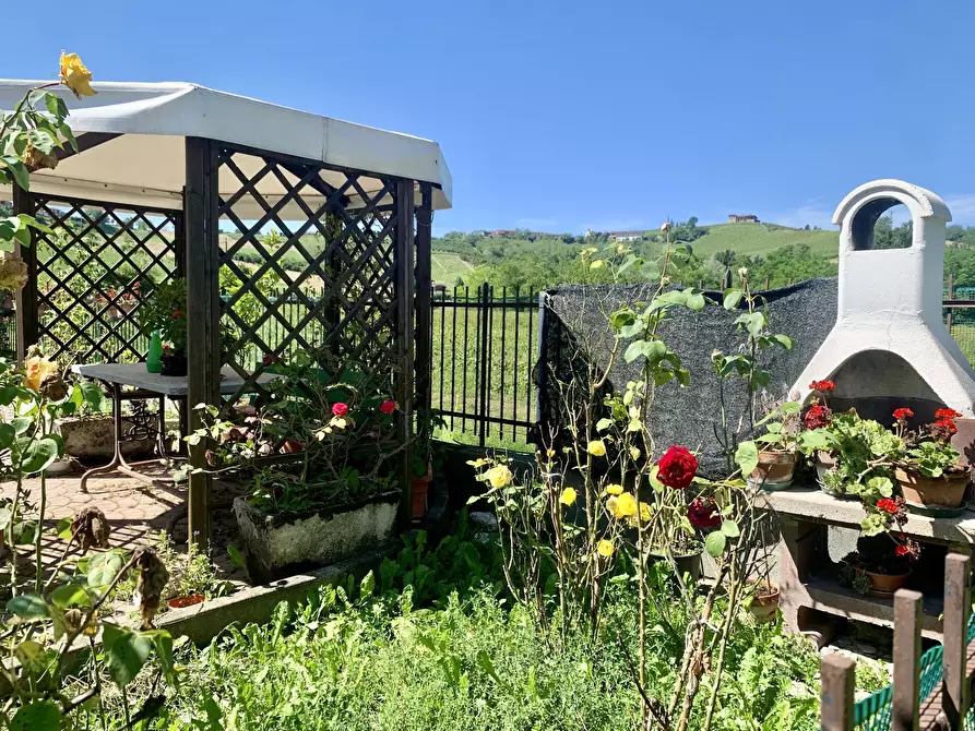 Immagine 3 di Porzione di casa in vendita  in Borgata Biarella 21 a Dogliani