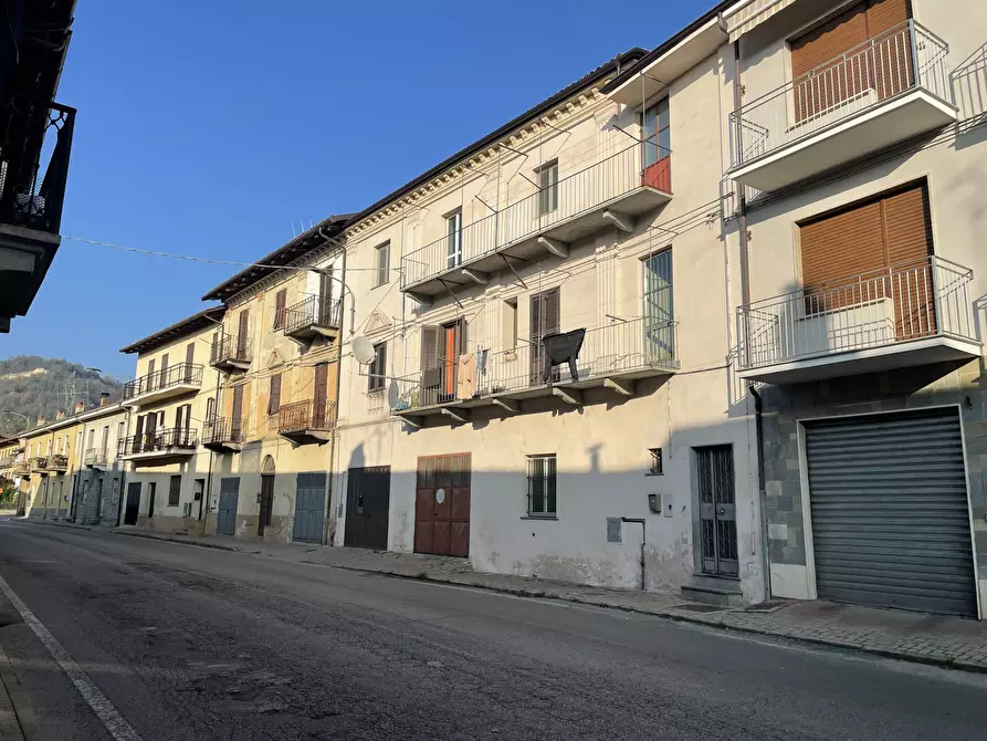 Immagine 3 di Quadrilocale in vendita  in Località Borgonuovo B 69 a Monchiero