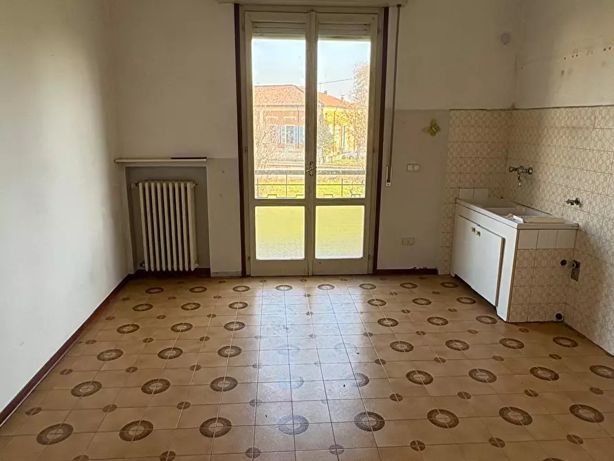 Immagine 4 di Quadrilocale in vendita  in Via Angelo Parenti 3 a Polesine Zibello