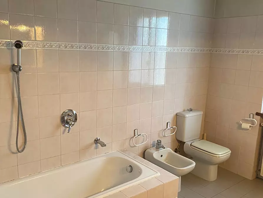 Immagine 27 di Rustico / casale in vendita  in Strada Salicelli 1 a Roccabianca