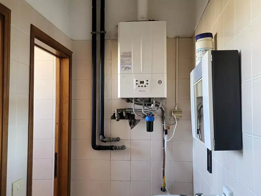 Immagine 21 di Attività artigianale in vendita  in Via Fenilbruciato 2 a Sissa Trecasali