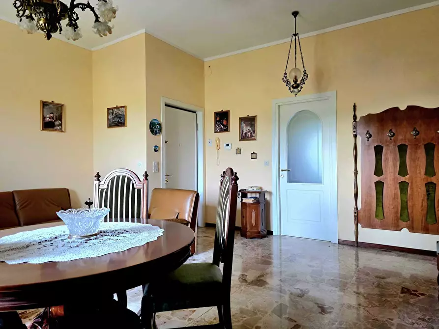Immagine 10 di Trilocale in vendita  in VIALE DELLE ESPOSIZIONI 83 a Parma