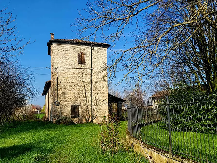 Immagine 1 di Villa in vendita  in Via del Fontanile 1 a Sissa Trecasali