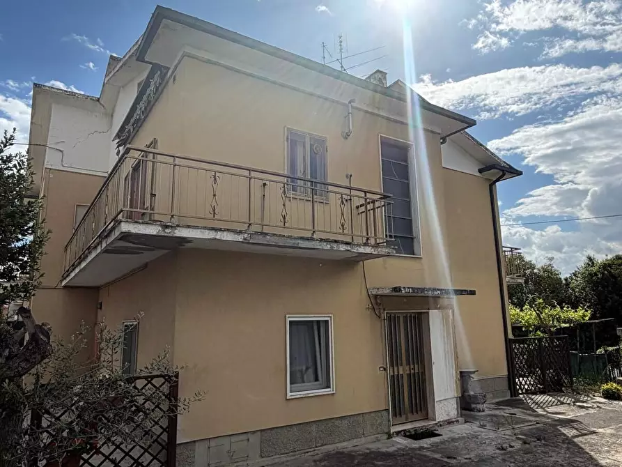Immagine 1 di Casa bifamiliare in vendita  in Strada Comunale-Vallone a Senigallia