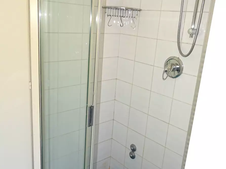 Immagine 11 di Trilocale in vendita  a Senigallia