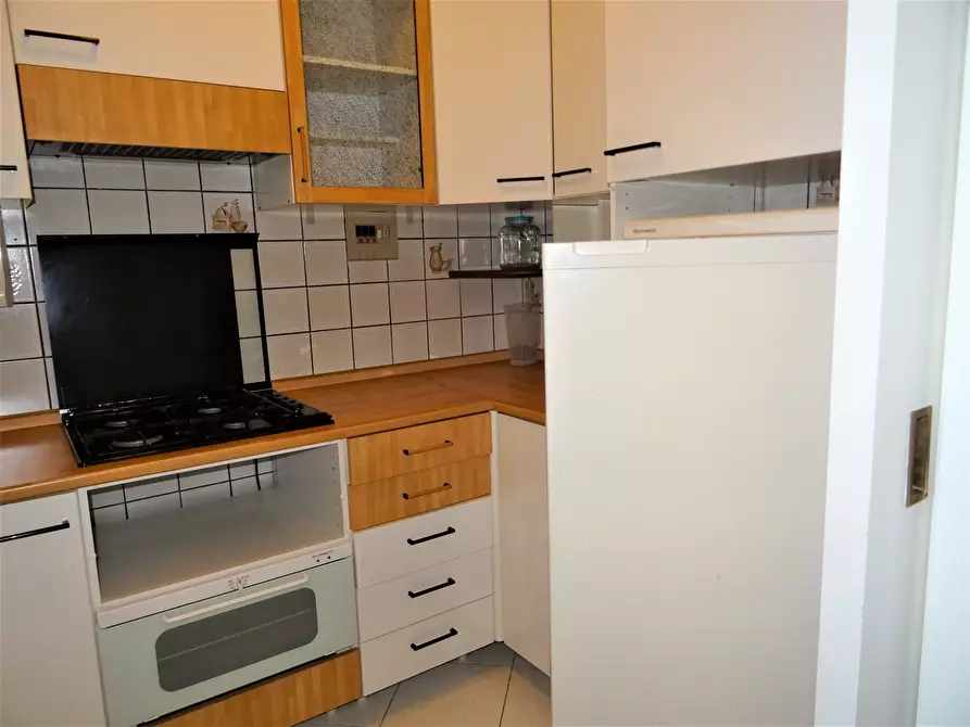 Immagine 4 di Appartamento in vendita  a Senigallia