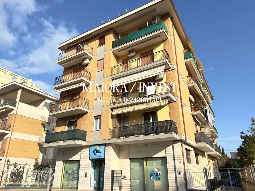 Immagine 26 di Pentalocale in vendita  in via Piemonte a San Benedetto Del Tronto