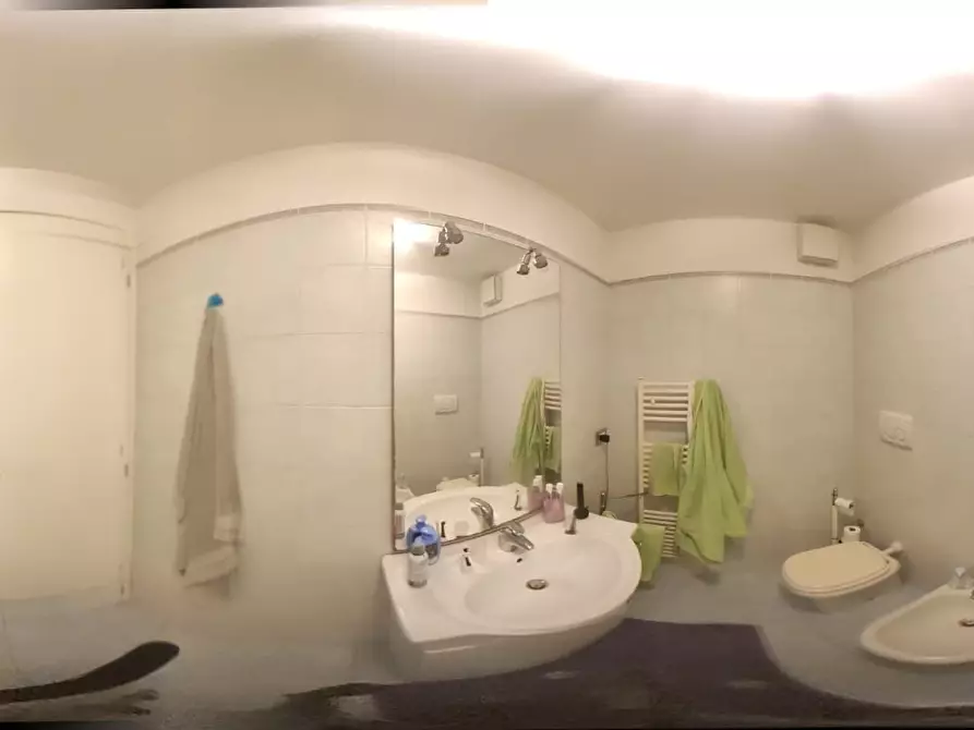 Immagine 40 di Trilocale in vendita  a Pineto