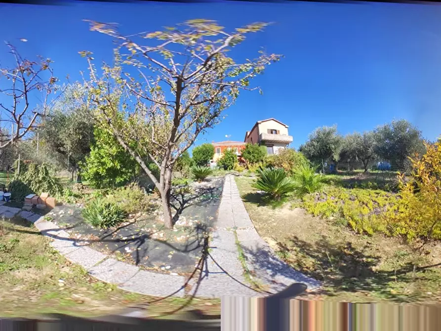 Immagine 56 di Casa indipendente in vendita  a Silvi