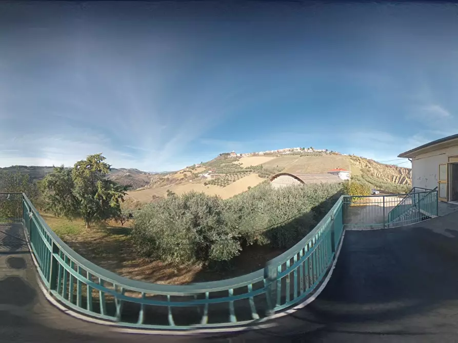 Immagine 64 di Trilocale in vendita  a Pineto