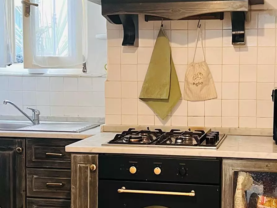 Immagine 11 di Porzione di casa in affitto  in Via Sottoportici 14 a Castelnuovo Magra