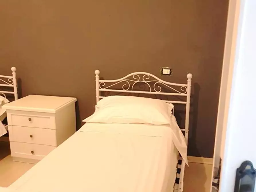 Immagine 16 di Casa bifamiliare in vendita  in Via Cisa Trav . 4 13 a Sarzana