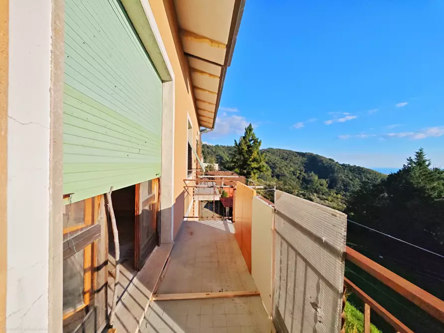 Immagine 58 di Porzione di casa in vendita  in SP23 683 a Castelnuovo Magra
