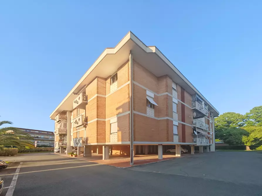 Immagine 1 di Quadrilocale in vendita  in Via Antonio Gramsci 31 a Ortonovo