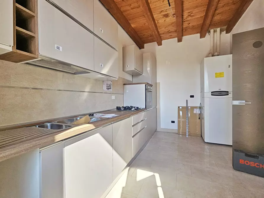 Immagine 5 di Quadrilocale in vendita  in Via Cisa 95 a Sarzana