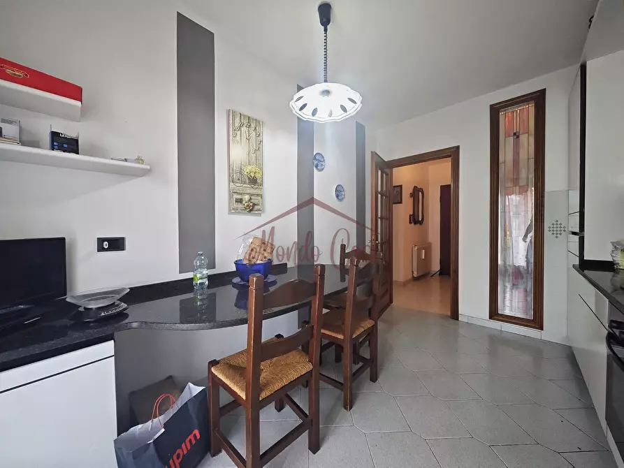 Immagine 15 di Quadrilocale in vendita  a Sarzana