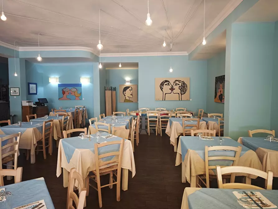 Immagine 15 di Locale commerciale in vendita  in Località Fiascherino 7 a Lerici