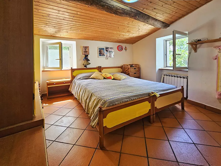 Immagine 28 di Porzione di casa in vendita  in Via Canepari 70 a Fosdinovo