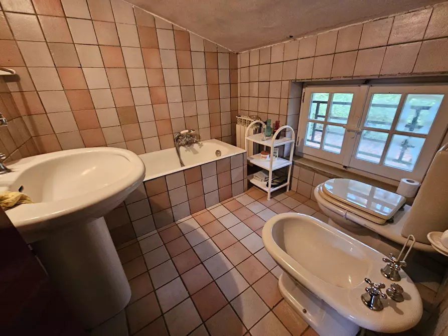 Immagine 38 di Villa in vendita  in Via Prulla 15 a Sarzana