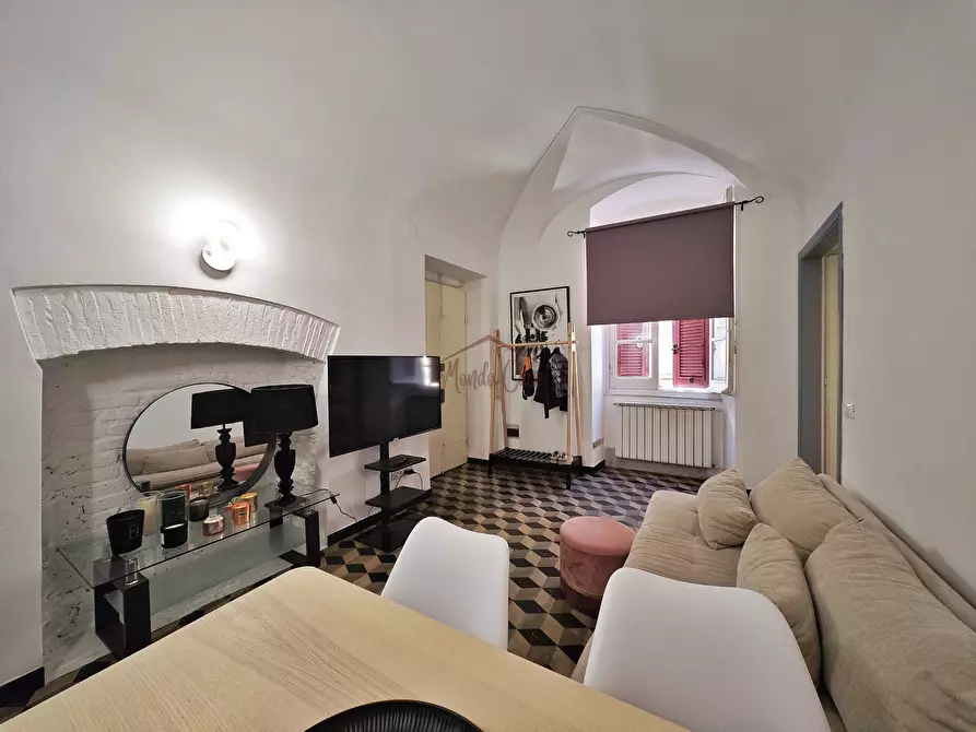 Immagine 11 di Trilocale in vendita  a Sarzana