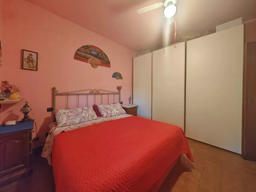 Immagine 42 di Quadrilocale in vendita  in Via Antonio Gramsci 31 a Ortonovo