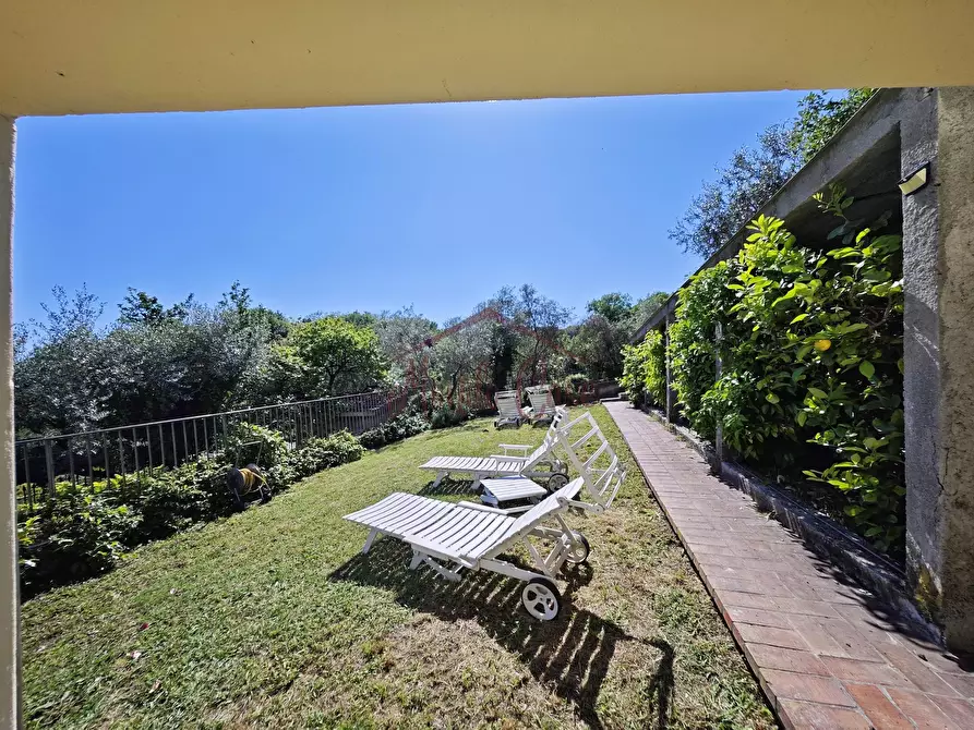Immagine 15 di Villa in vendita  in Via Canalburo 66 A a Sarzana
