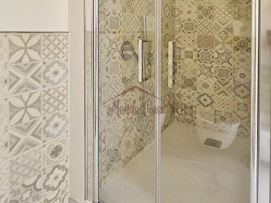 Immagine 30 di Trilocale in vendita  in Piazza Giacomo Matteotti 29 a Sarzana