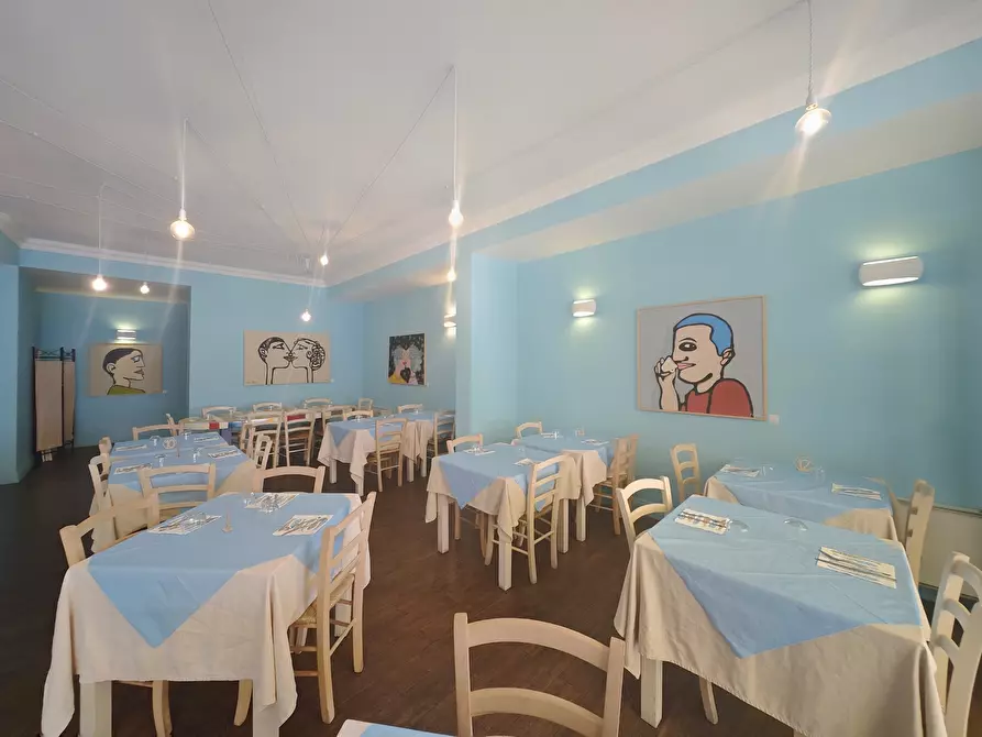 Immagine 17 di Locale commerciale in vendita  in Località Fiascherino 7 a Lerici