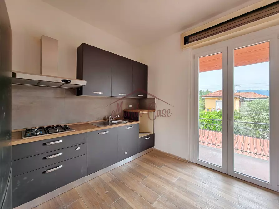 Immagine 7 di Porzione di casa in vendita  in Via Battifollo 53 a Sarzana