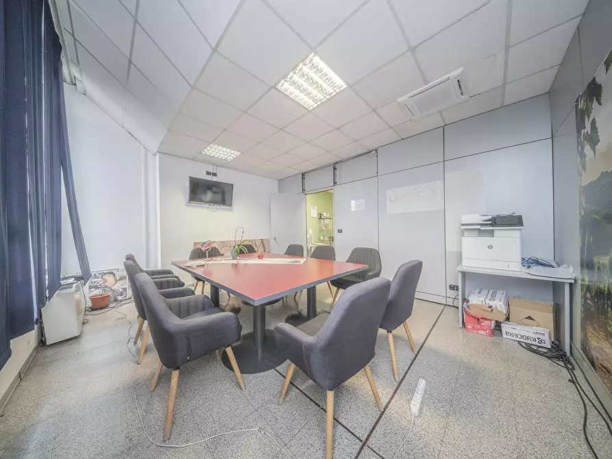 Immagine 19 di Ufficio in affitto  in Corso Svizzera 185 a Torino