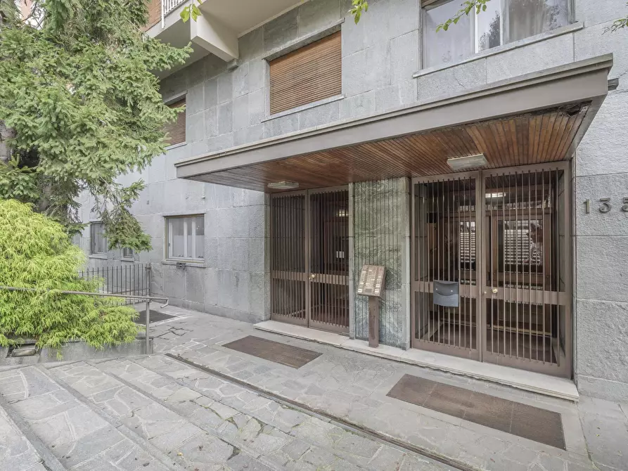 Immagine 5 di Ufficio in vendita  in corso monte cucco 135 a Torino