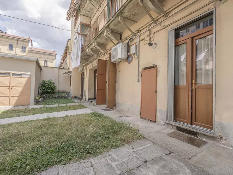 Immagine 18 di Bilocale in vendita  in Corso Casale 114 a Torino