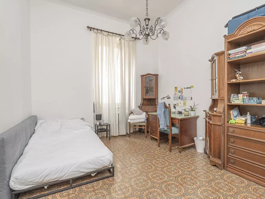 Immagine 9 di Pentalocale in vendita  in Via Michele Buniva 4 a Torino