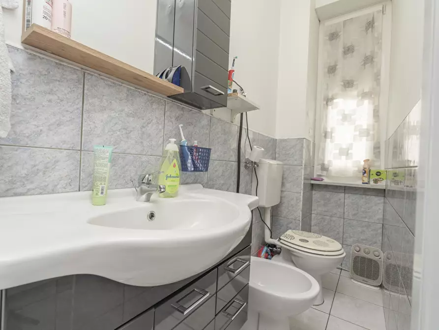 Immagine 23 di Bilocale in vendita  in Via Gioele Solari 25 a Torino