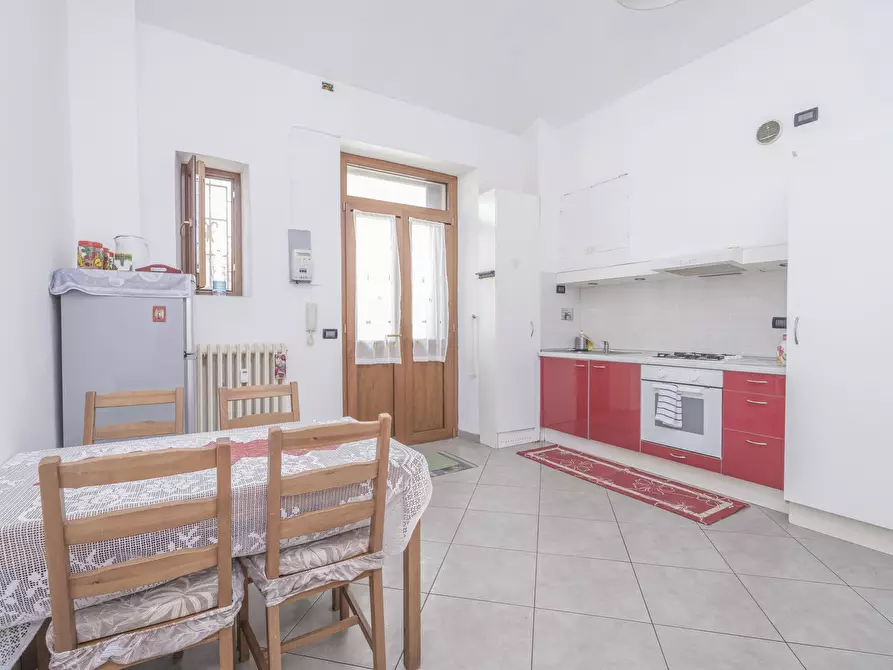 Immagine 7 di Bilocale in vendita  in Corso Casale 114 a Torino