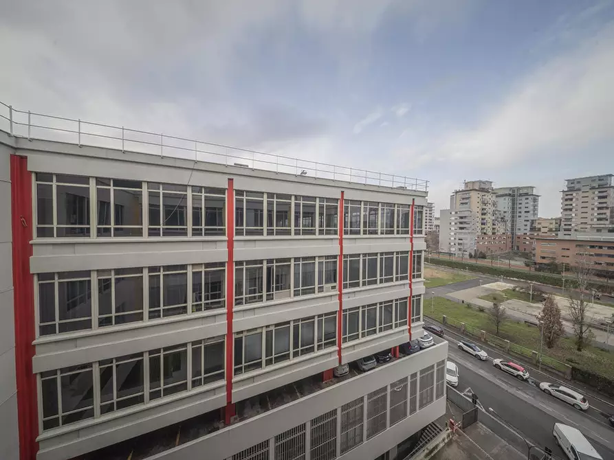 Immagine 6 di Ufficio in affitto  in Corso Svizzera 185 a Torino