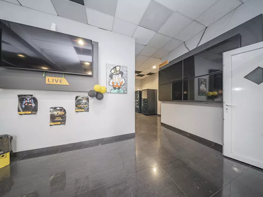 Immagine 7 di Bar / Ristorante in vendita  in Via Terni 25 a Torino