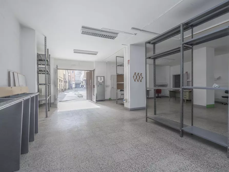 Immagine 27 di Ufficio in vendita  in corso monte cucco 135 a Torino