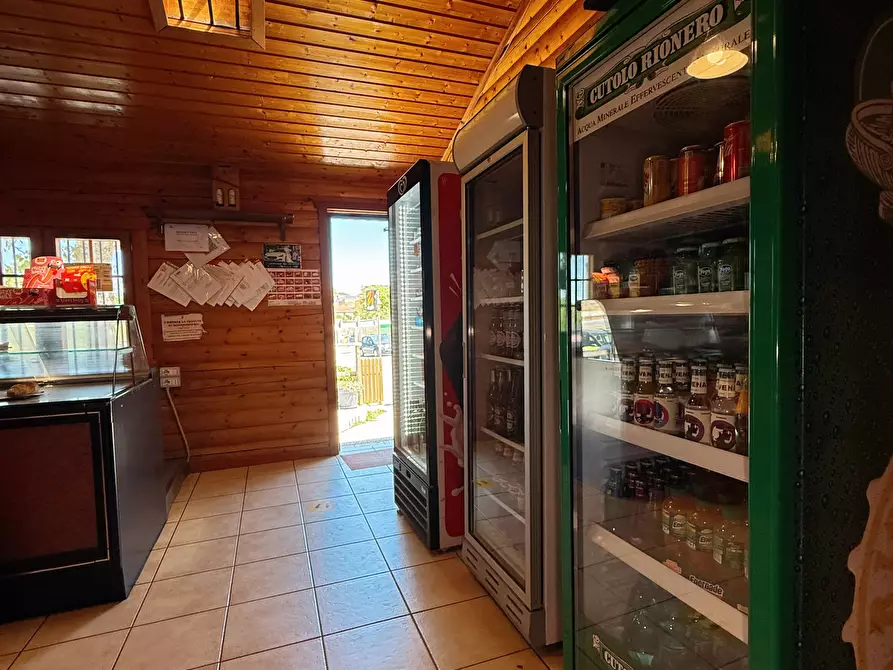 Immagine 20 di Bar / Ristorante in vendita  in Viale Della Libertà a Avigliano