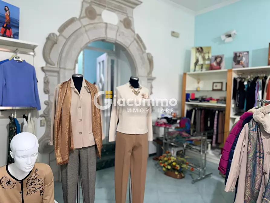 Immagine 4 di Locale commerciale in affitto  in Via Pretoria 117 a Potenza