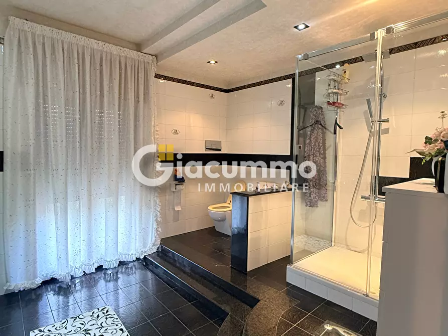 Immagine 18 di Casa bifamiliare in vendita  in Via Madrd a Potenza