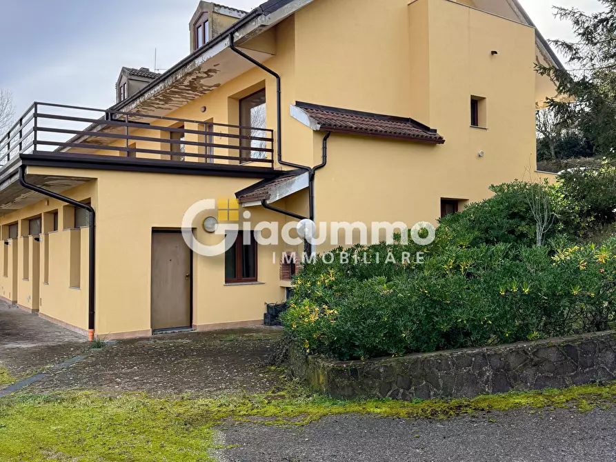 Immagine 42 di Casa bifamiliare in vendita  in Via Mezzana 209 a Potenza