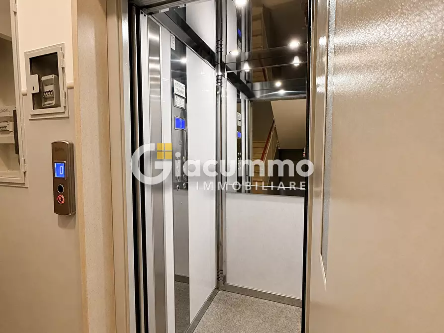 Immagine 16 di Quadrilocale in vendita  in Via Roma a Potenza