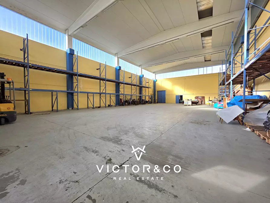 Immagine 6 di Attività artigianale in affitto  in Strada Provinciale per Biandrate 16 a San Pietro Mosezzo