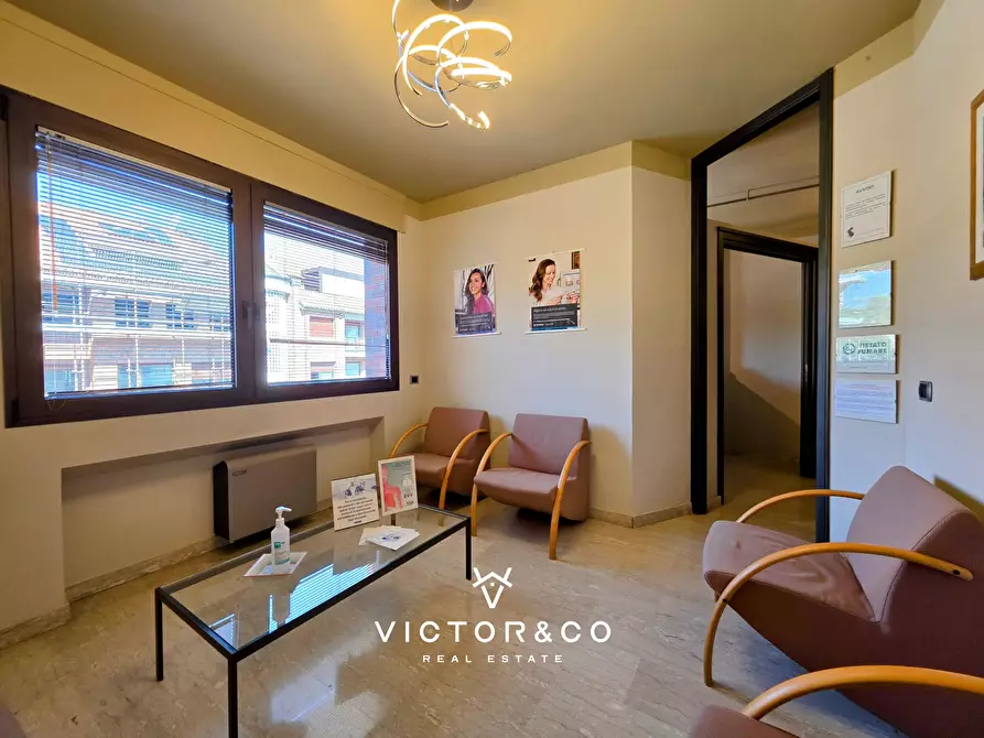 Immagine 3 di Ufficio in vendita  in Corso Statuto sn a Mondovì