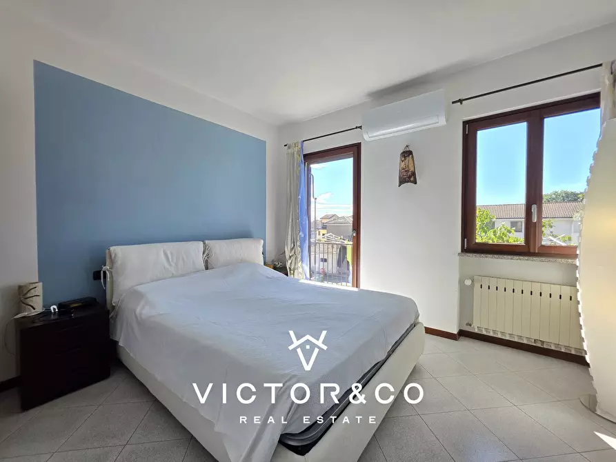 Immagine 22 di Quadrilocale in vendita  in VIA BATTISTI snc a Romentino