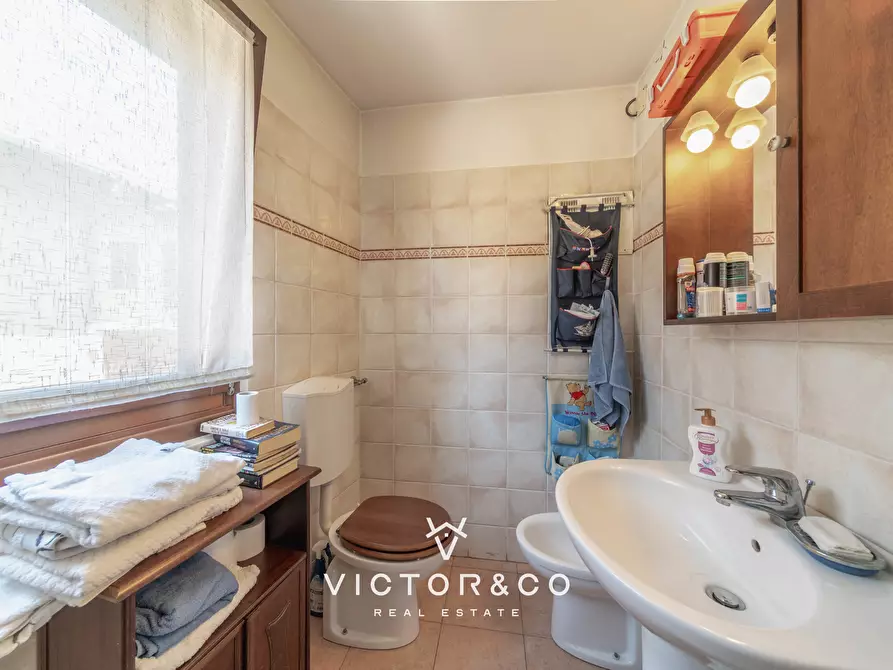 Immagine 39 di Casa bifamiliare in vendita  in Via Marconi snc a Briona